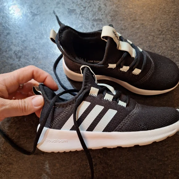 Adidas Kids Black and White Sneakers - Picture 1 of 6